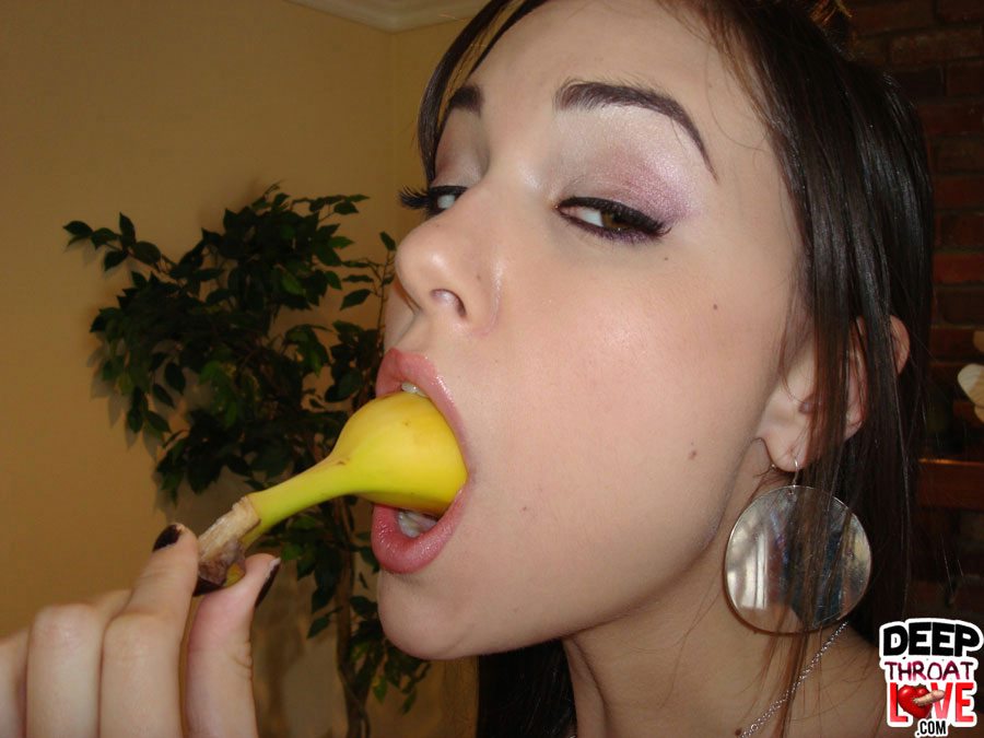 900px x 675px - Sasha Grey gagging on huge cock and getting her ass drilled - My Pornstar  Book